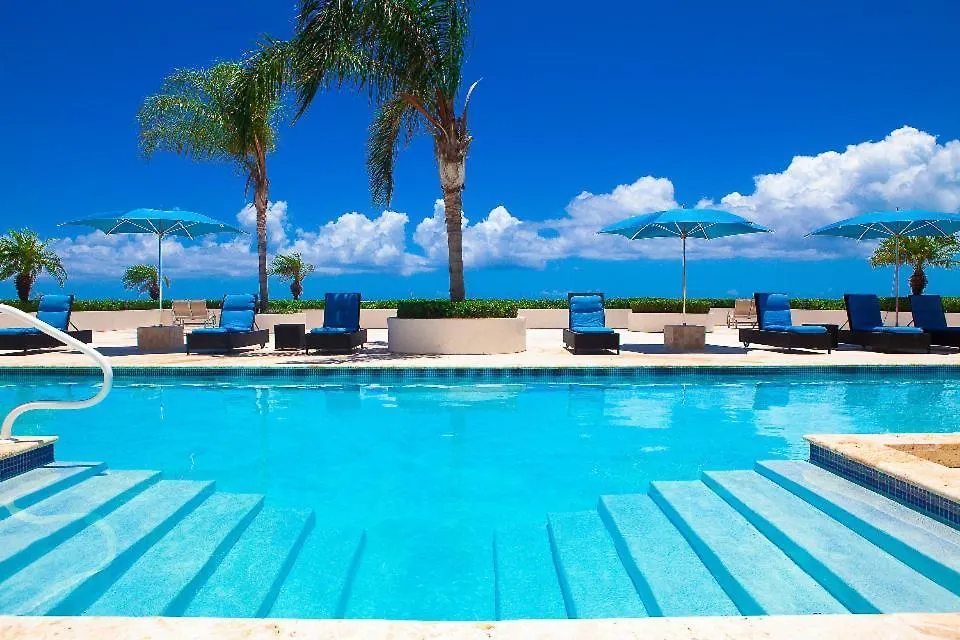 Sea Esta Studio II - Ocean Views From Pool! Turtle Cove Apartment